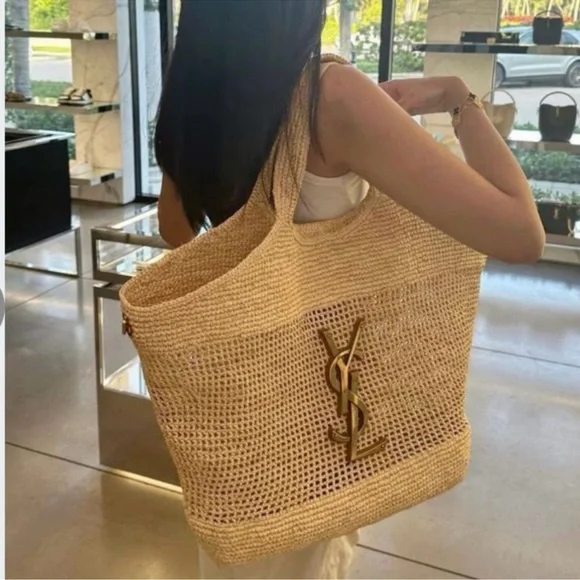 Elegant Tan Crochet Women's Bag - Picture 13 of 16